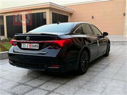 تويوتا أفالون